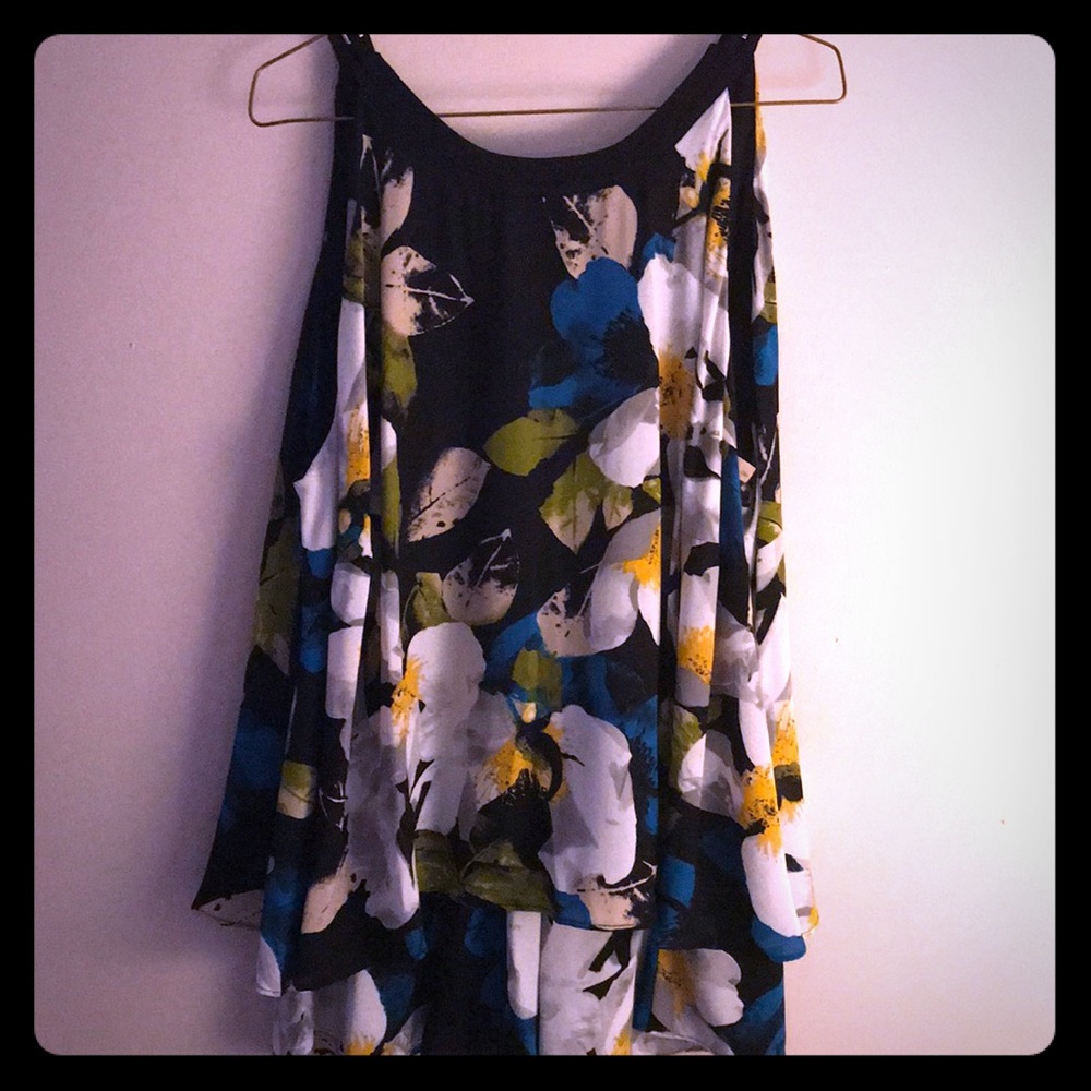 Flowing summer blouse